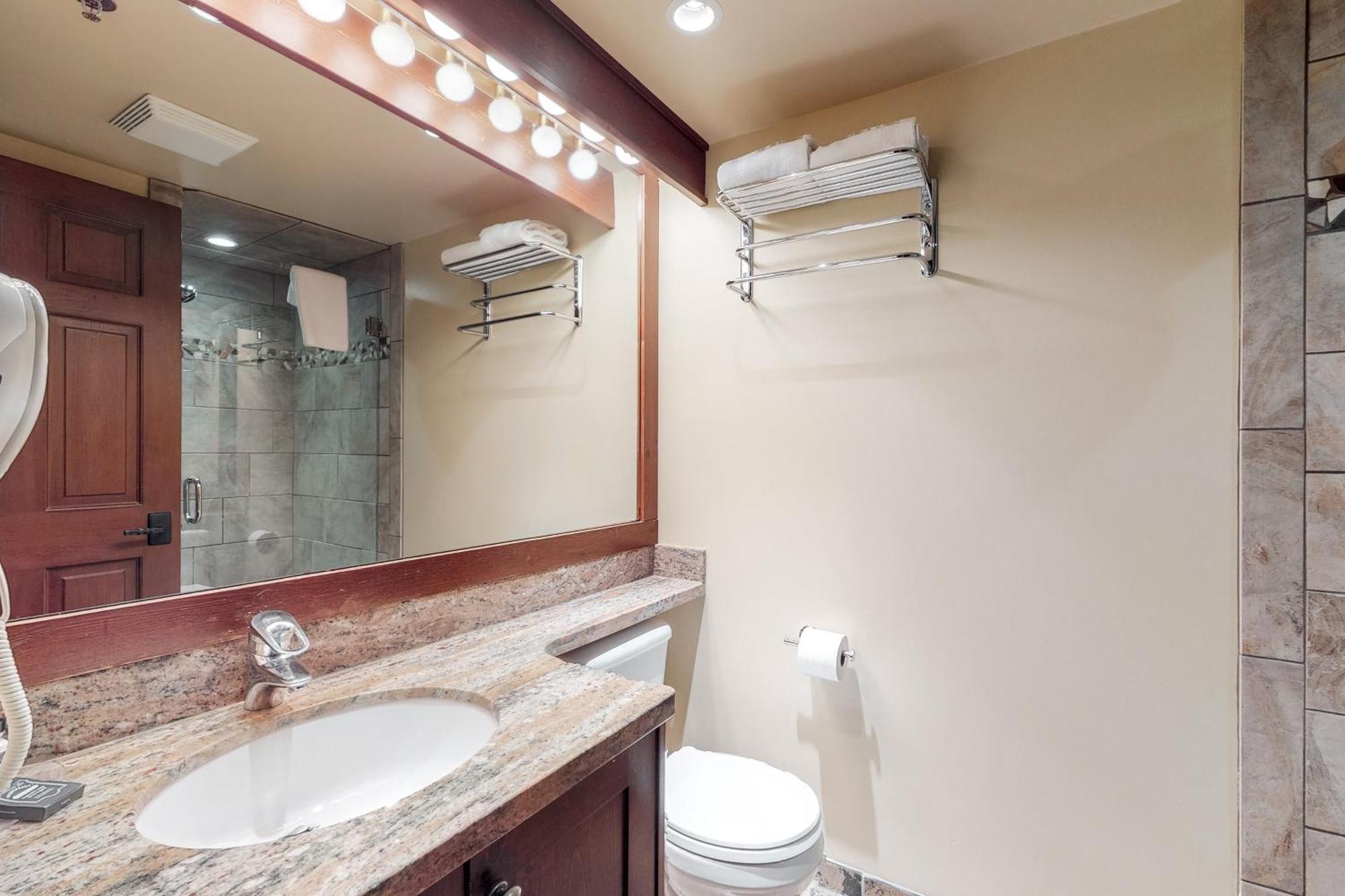 וויסטלר Greystone Lodge חדר תמונה