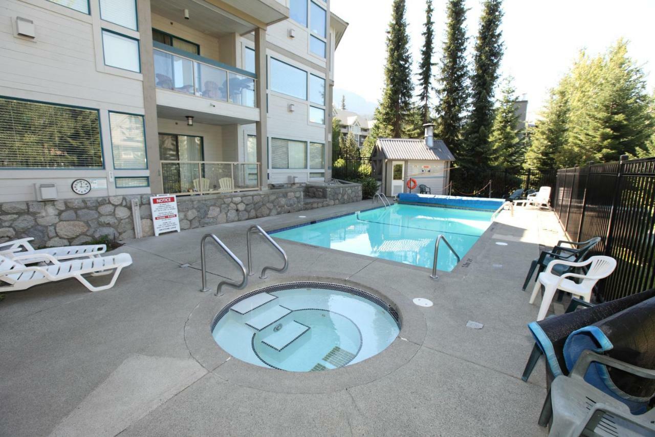 וויסטלר Greystone Lodge מראה חיצוני תמונה
